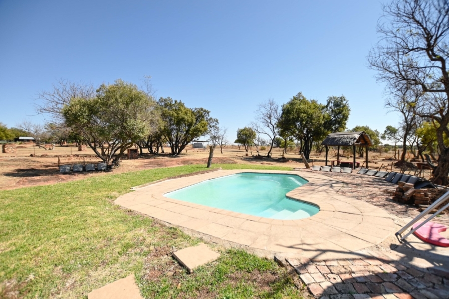 Commercial Property for Sale in Roodeplaat Gauteng