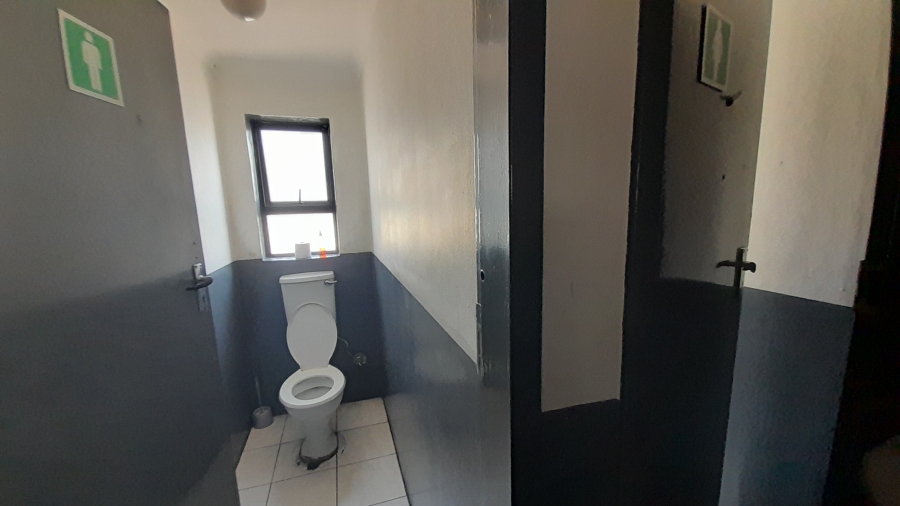 To Let commercial Property for Rent in Halfway House Gauteng