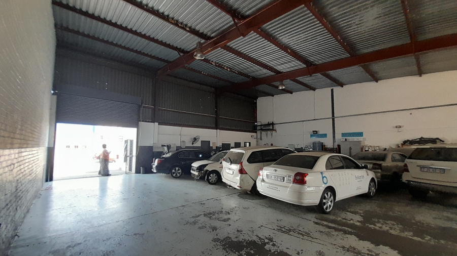 To Let commercial Property for Rent in Halfway House Gauteng