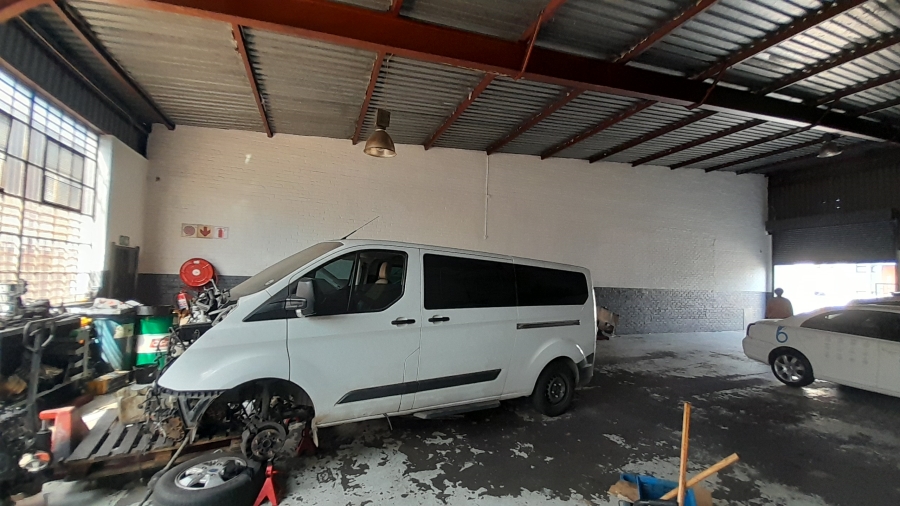 To Let commercial Property for Rent in Halfway House Gauteng
