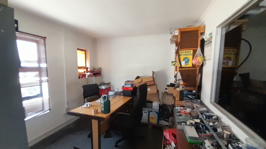 To Let commercial Property for Rent in Halfway House Gauteng