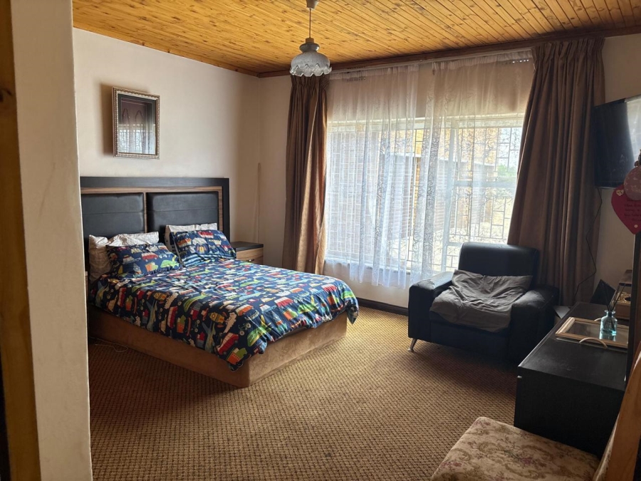 4 Bedroom Property for Sale in Hallgate Gauteng