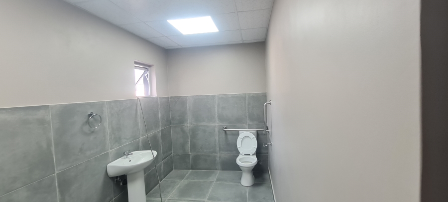To Let commercial Property for Rent in Knoppieslaagte Gauteng