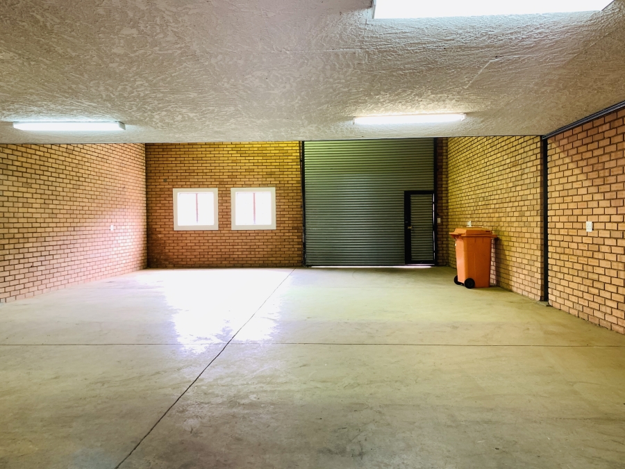 To Let commercial Property for Rent in Hennopspark Gauteng