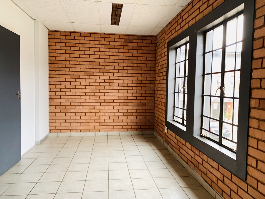 To Let commercial Property for Rent in Hennopspark Gauteng