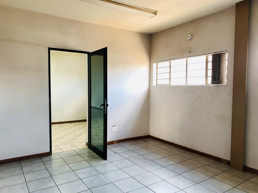 To Let commercial Property for Rent in Hennopspark Gauteng
