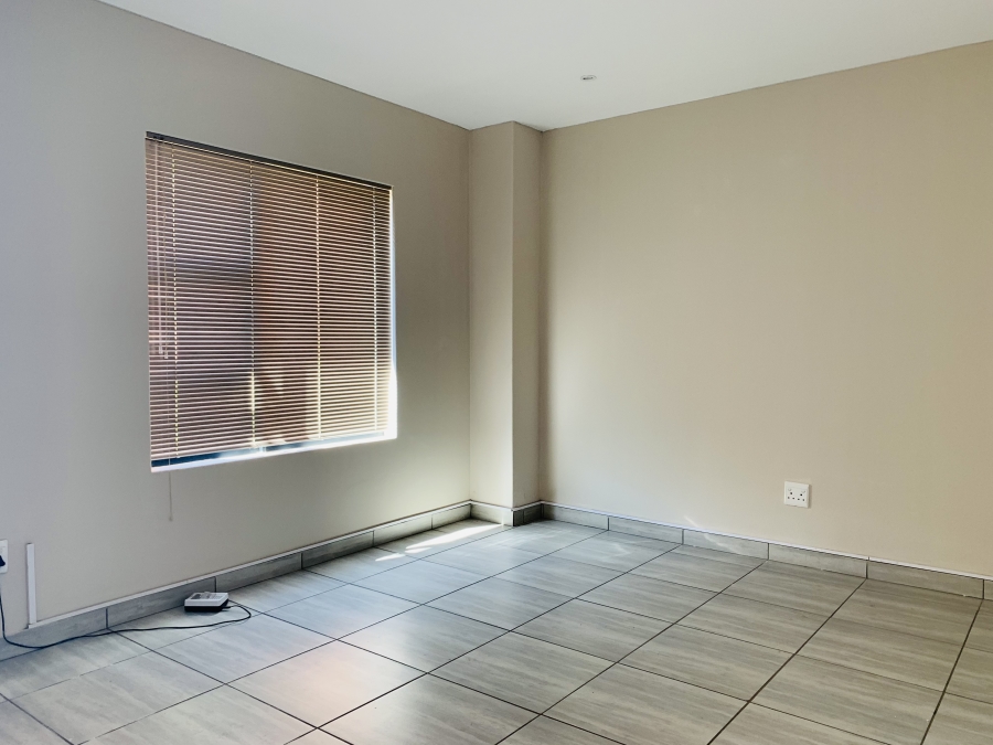 To Let commercial Property for Rent in Hennopspark Gauteng