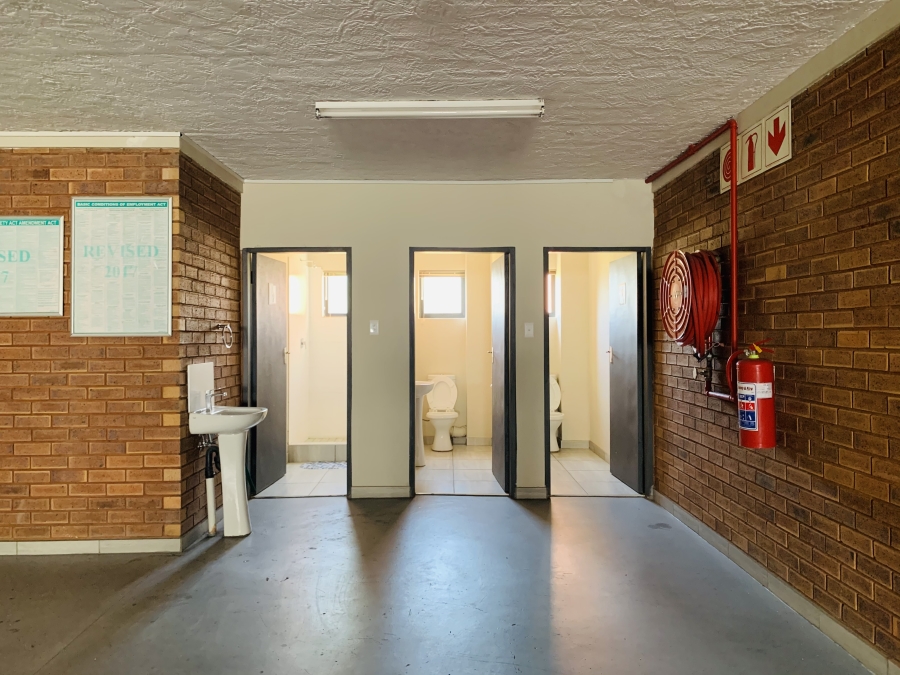 To Let commercial Property for Rent in Hennopspark Gauteng