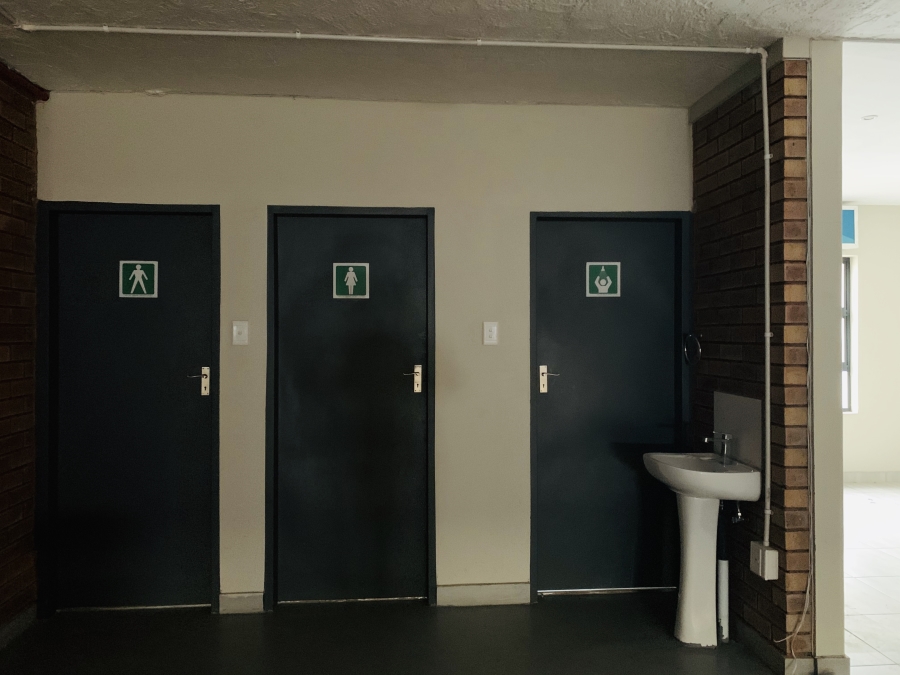 To Let commercial Property for Rent in Hennopspark Gauteng