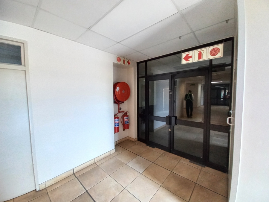 To Let commercial Property for Rent in Alrode Gauteng