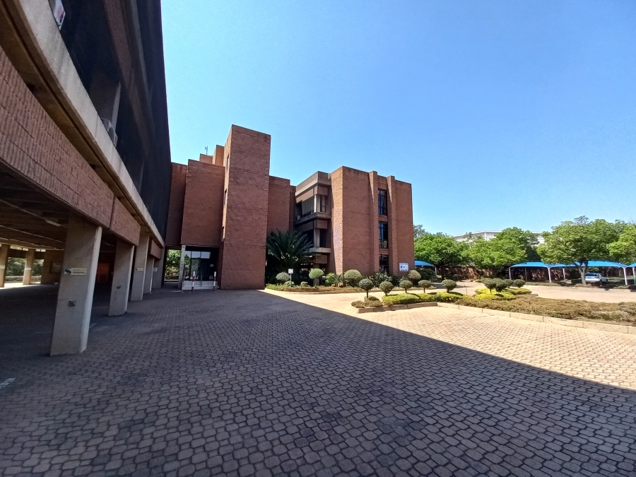 To Let commercial Property for Rent in Alrode Gauteng