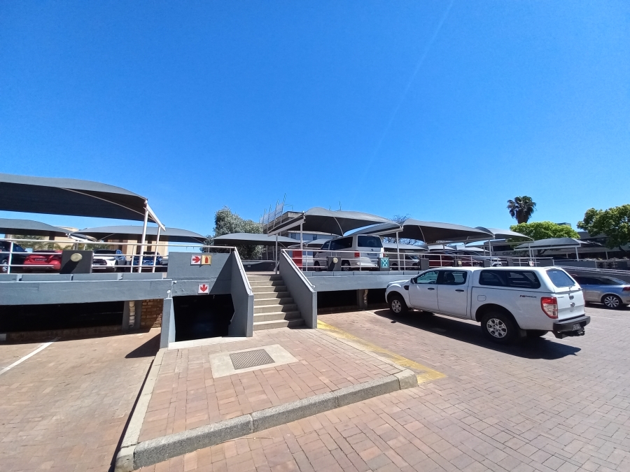 To Let commercial Property for Rent in Bedfordview Gauteng