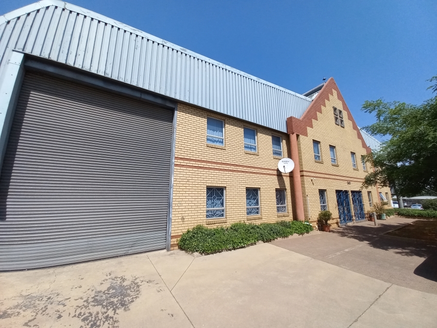 To Let commercial Property for Rent in Meadowdale Gauteng