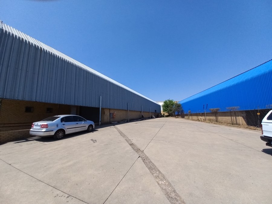 To Let commercial Property for Rent in Meadowdale Gauteng