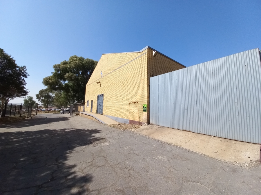 To Let commercial Property for Rent in Elandsfontein Gauteng