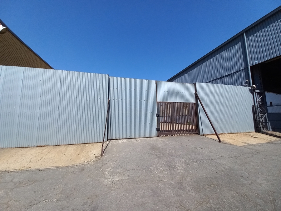 To Let commercial Property for Rent in Elandsfontein Gauteng