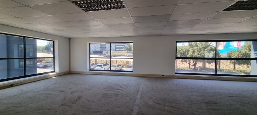 To Let commercial Property for Rent in Halfway Gardens Gauteng