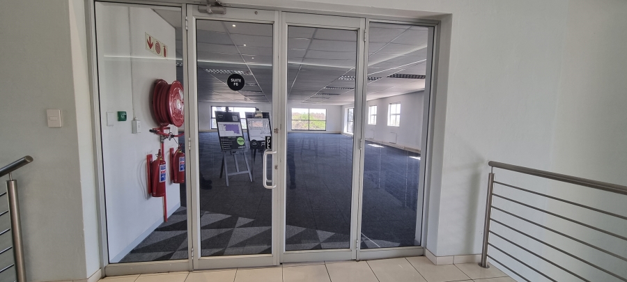 To Let commercial Property for Rent in Halfway Gardens Gauteng