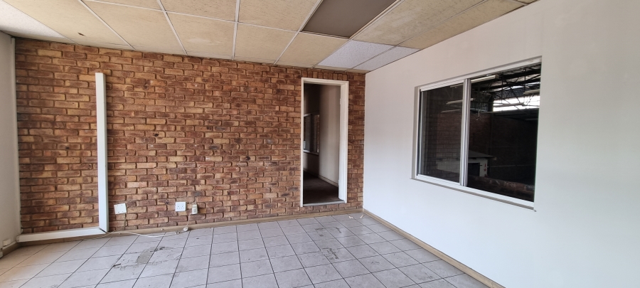 To Let commercial Property for Rent in Hennops Park Industrial Gauteng