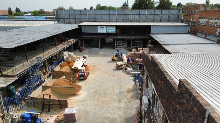 Commercial Property for Sale in Strijdom Park Gauteng