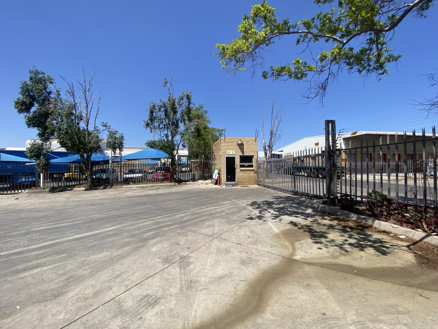 To Let commercial Property for Rent in Spartan Gauteng