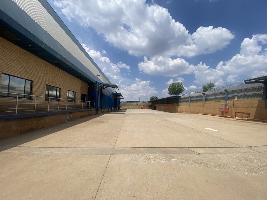 To Let commercial Property for Rent in Spartan Gauteng
