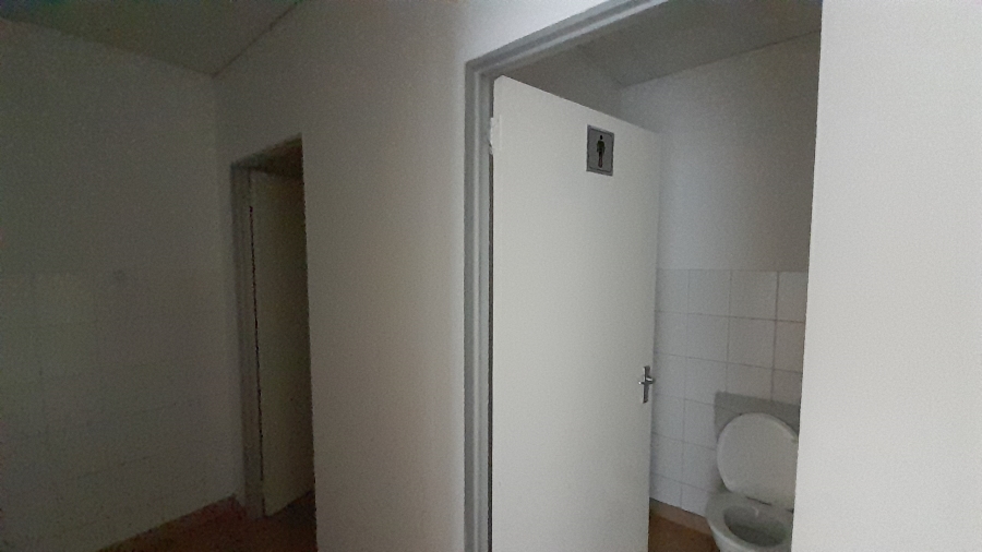 To Let commercial Property for Rent in Kyalami Park Gauteng