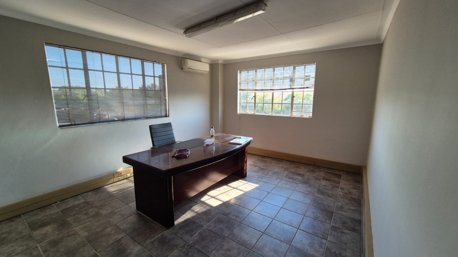 To Let commercial Property for Rent in Lyttelton Manor Gauteng