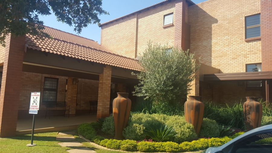 2 Bedroom Property for Sale in Montana Tuine Gauteng