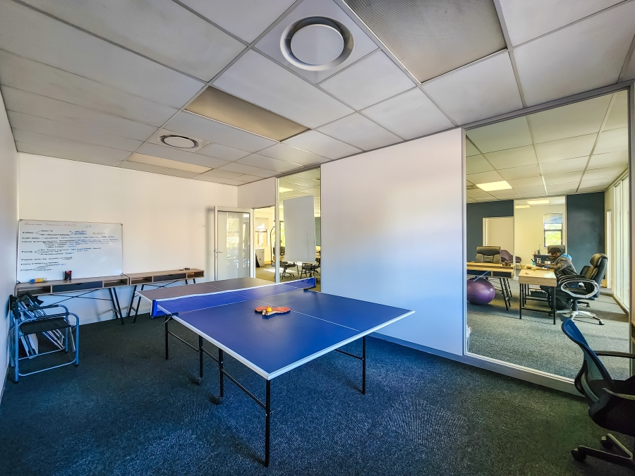 To Let commercial Property for Rent in Fourways Gauteng