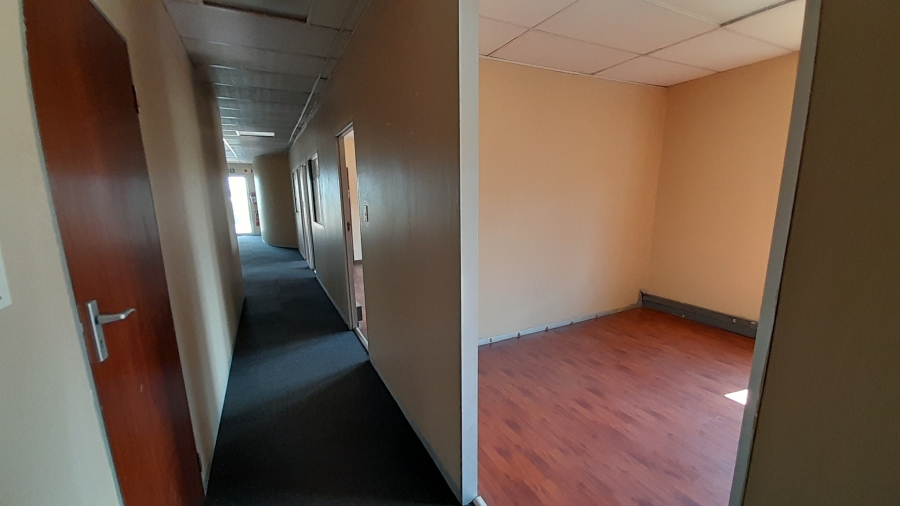 To Let commercial Property for Rent in Randjespark Gauteng