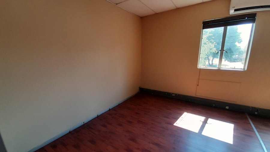 To Let commercial Property for Rent in Randjespark Gauteng