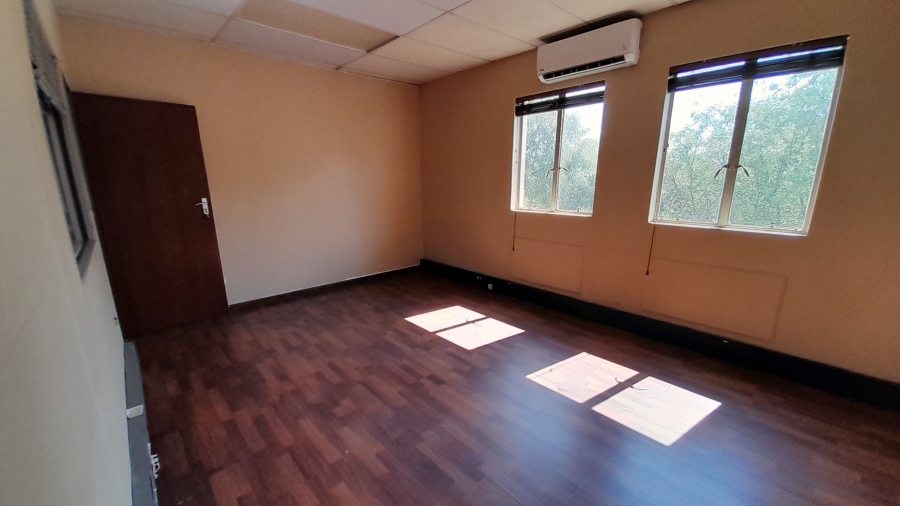 To Let commercial Property for Rent in Randjespark Gauteng