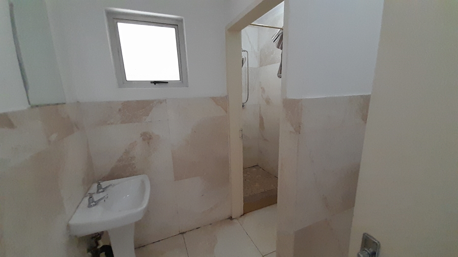 To Let commercial Property for Rent in Halfway House Gauteng