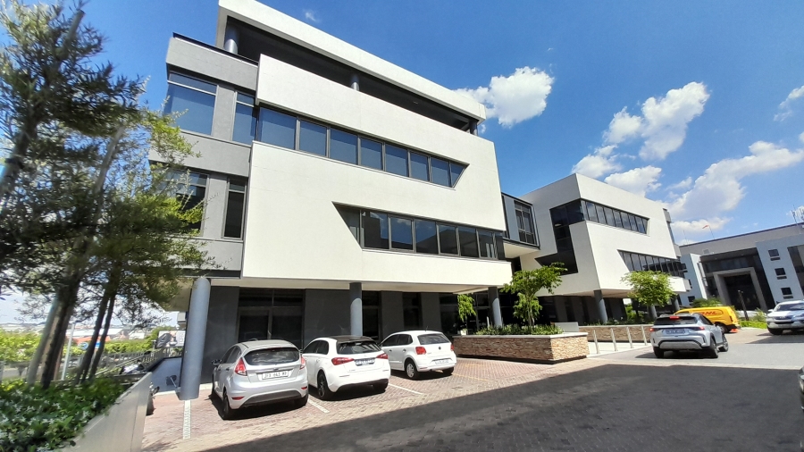 To Let commercial Property for Rent in Vorna Valley Gauteng