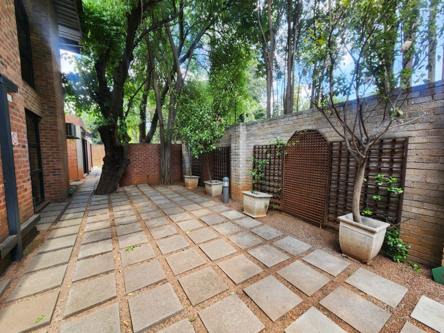 To Let commercial Property for Rent in Melrose Estate Gauteng