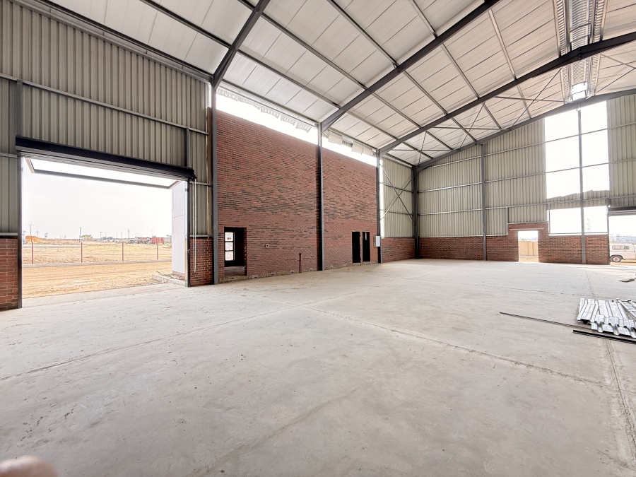 Commercial Property for Sale in Knoppieslaagte Gauteng