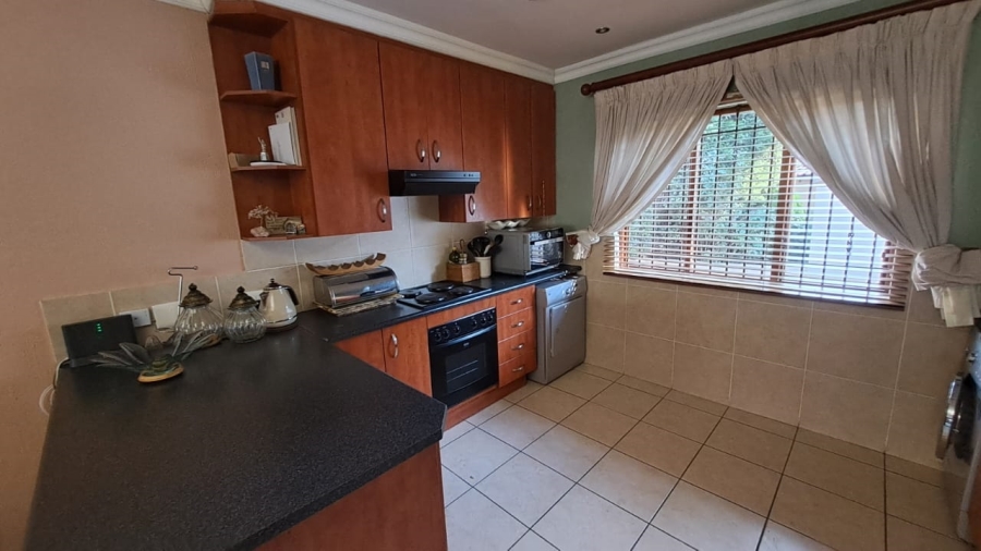 3 Bedroom Property for Sale in Country View Gauteng