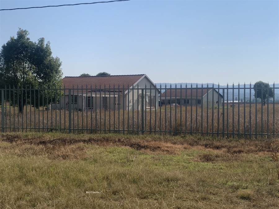 6 Bedroom Property for Sale in Tedderfield A H Gauteng
