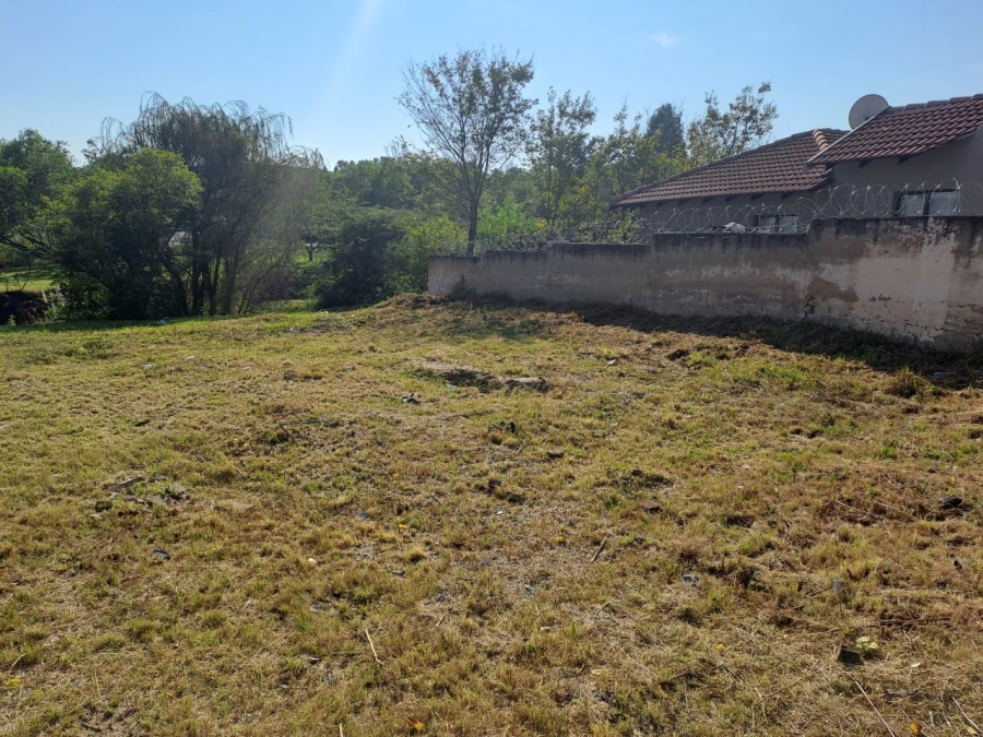 0 Bedroom Property for Sale in Country View Gauteng