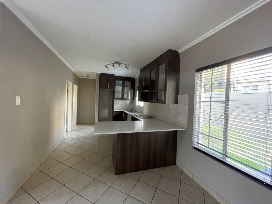 2 Bedroom Property for Sale in Vorna Valley Gauteng