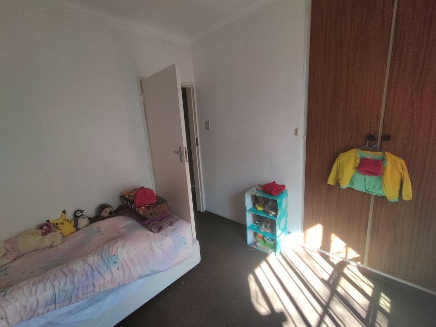 5 Bedroom Property for Sale in Florauna Gauteng