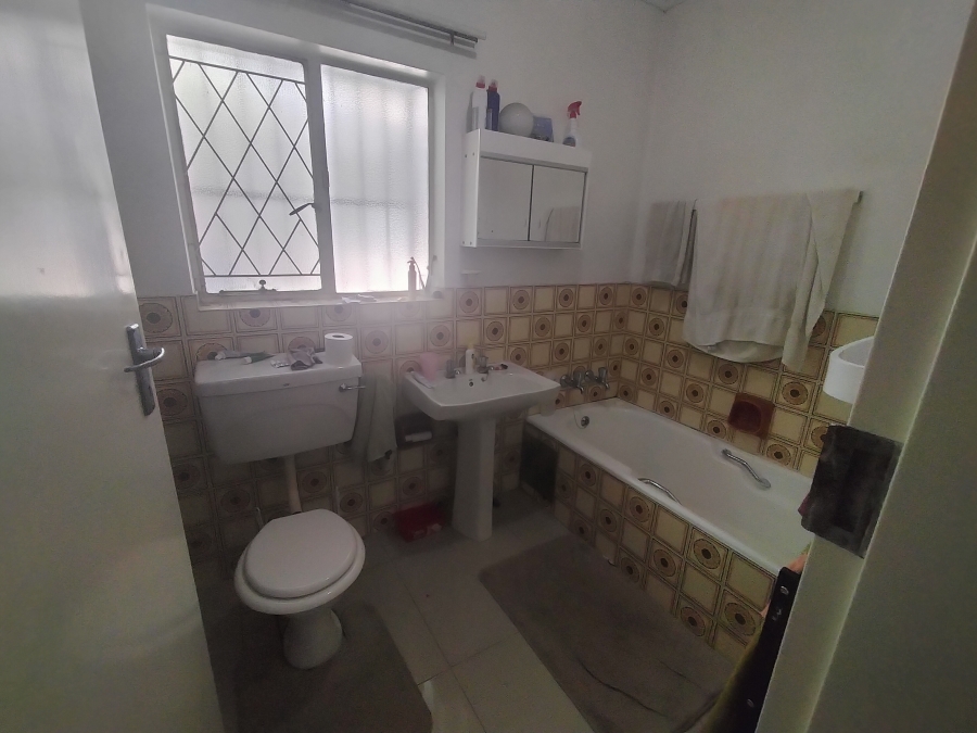 5 Bedroom Property for Sale in Florauna Gauteng