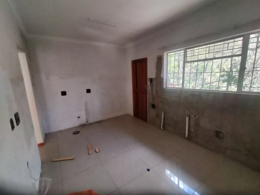 4 Bedroom Property for Sale in Florauna Gauteng