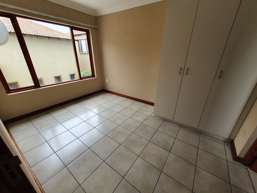 To Let 2 Bedroom Property for Rent in Kyalami Hills Gauteng