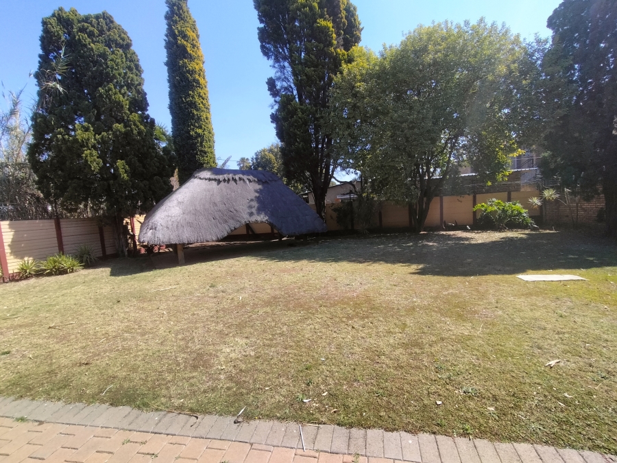 5 Bedroom Property for Sale in Pretoria North Gauteng