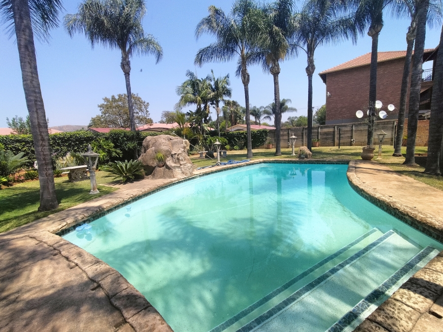 4 Bedroom Property for Sale in Pretoria North Gauteng