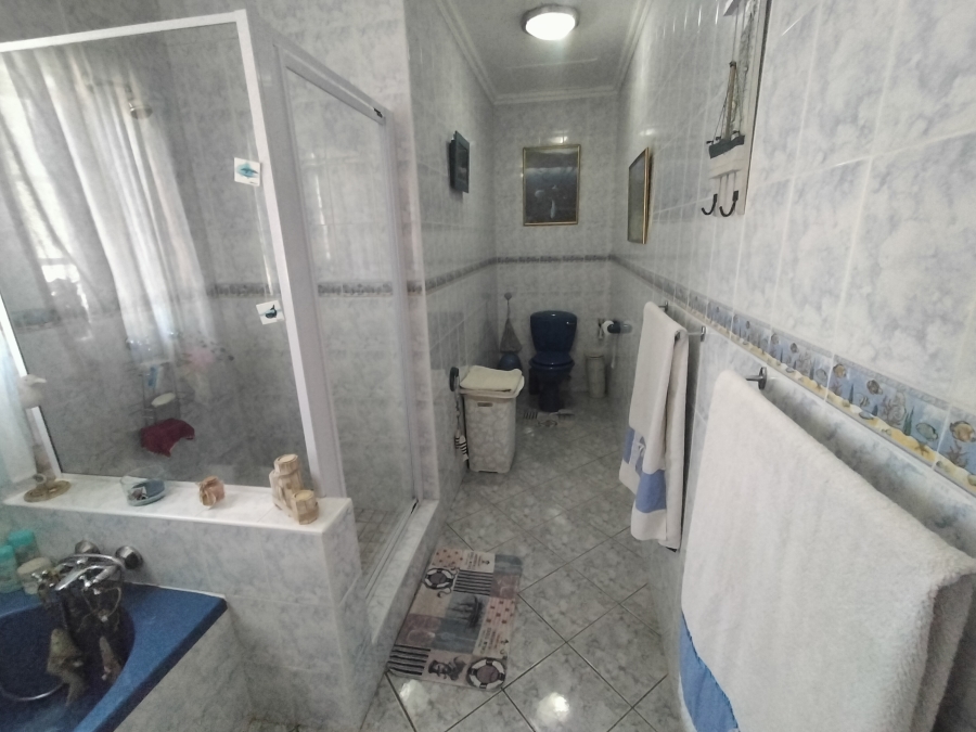 4 Bedroom Property for Sale in Pretoria North Gauteng