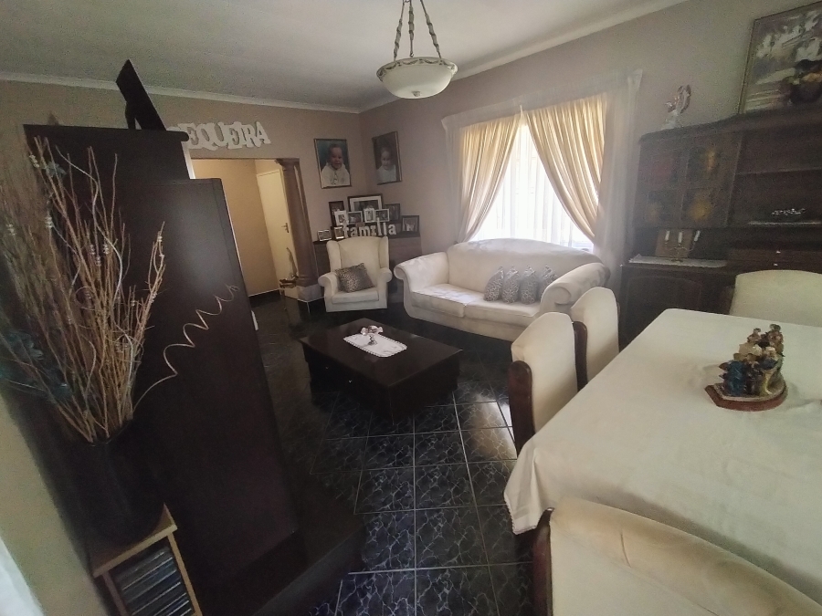 4 Bedroom Property for Sale in Pretoria North Gauteng
