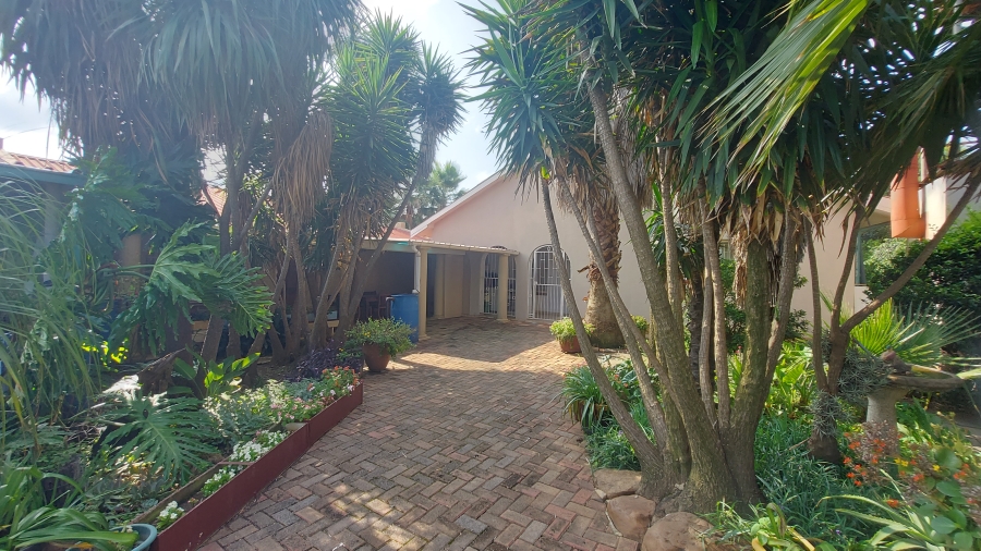 3 Bedroom Property for Sale in Northdene Gauteng